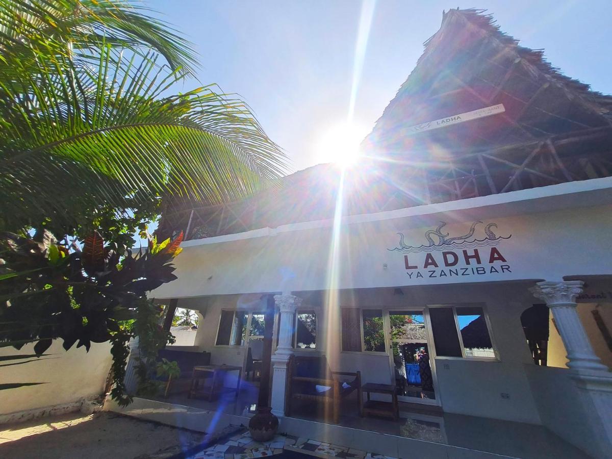 Beachfront Villa Ladha Ya Zanzibar Jambiani  Exterior photo