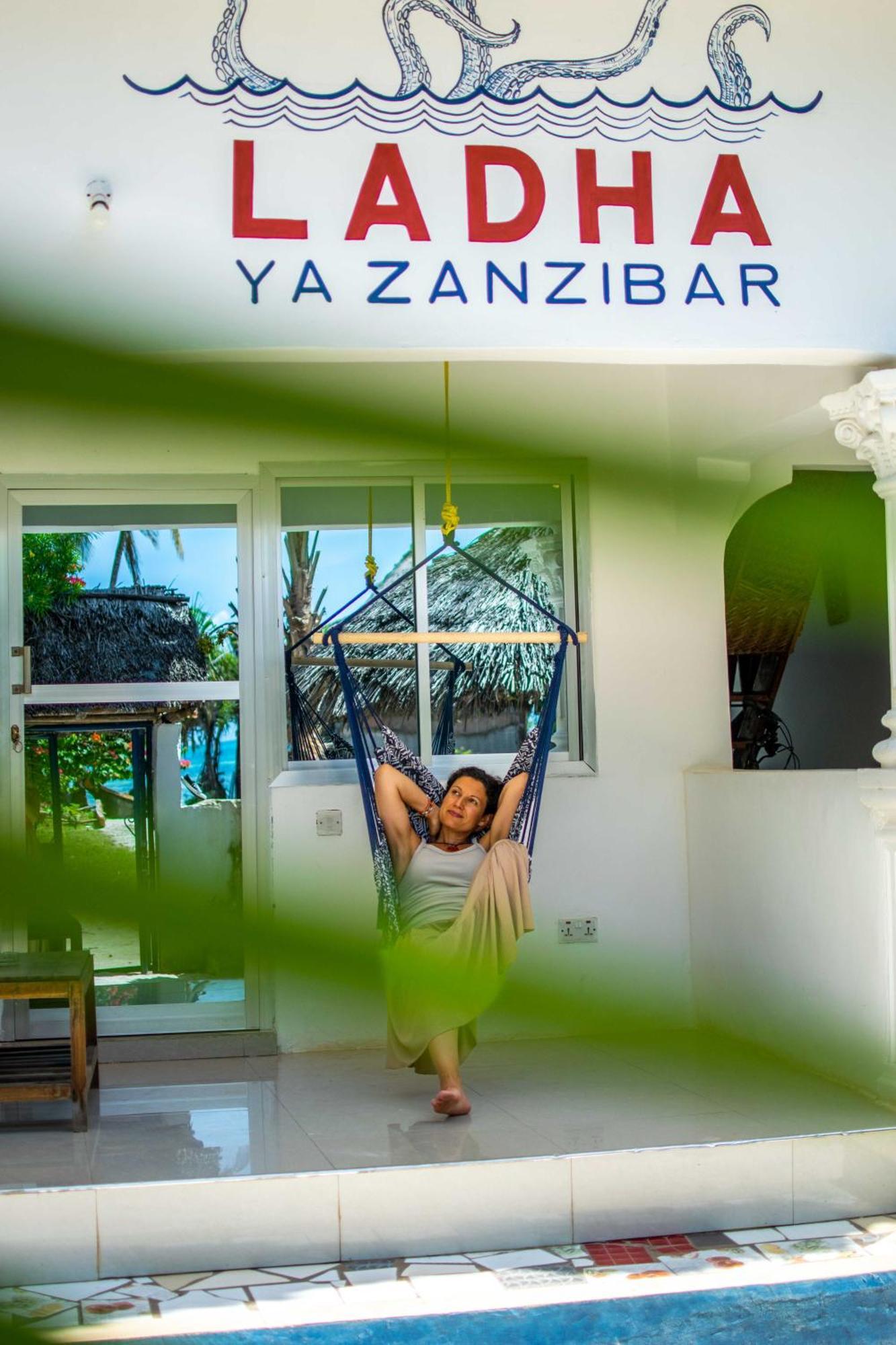 Beachfront Villa Ladha Ya Zanzibar Jambiani  Exterior photo